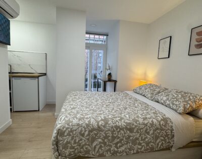 Estudio con baño y cocina privada – RUIDERA 2